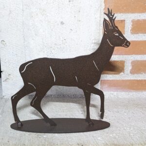 Brocard de profil sur socle en acier