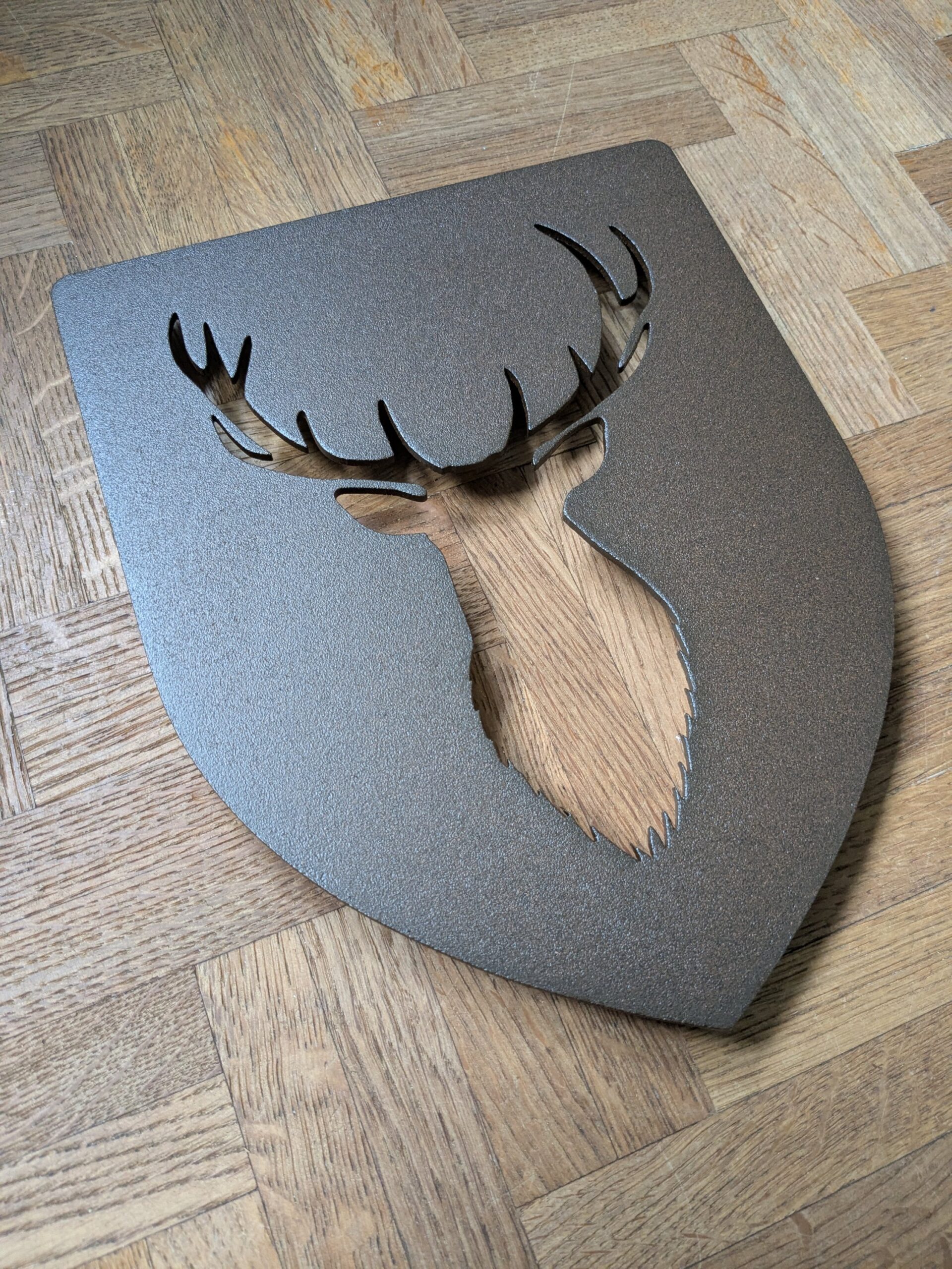 Dessous de plat acier trophée de cerf marron – Image 2