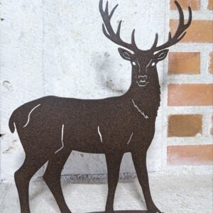 Cerf de profil sur socle en acier –
